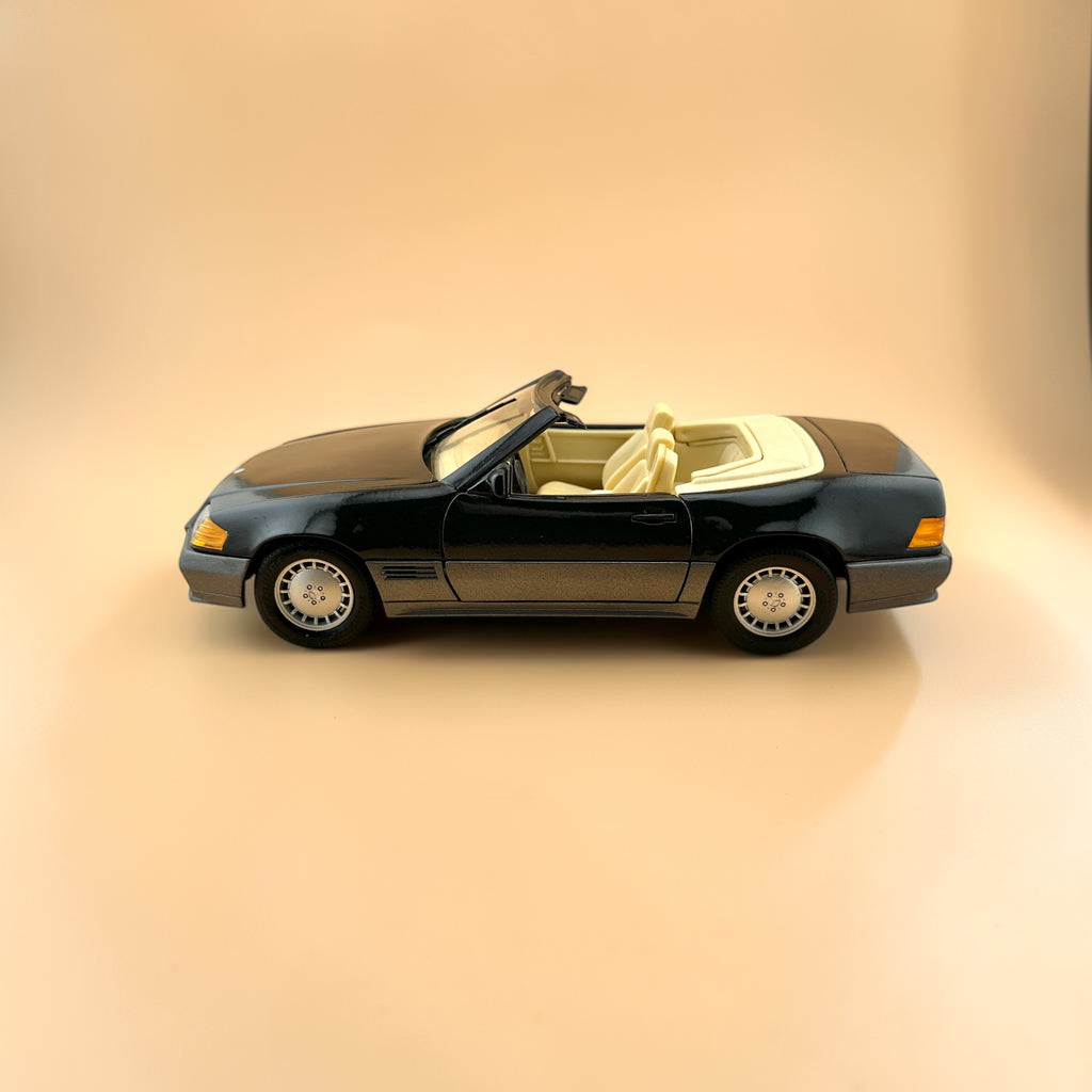Vintage Maisto Mercedes-Benz 500 SL R129 1:18 – 1989