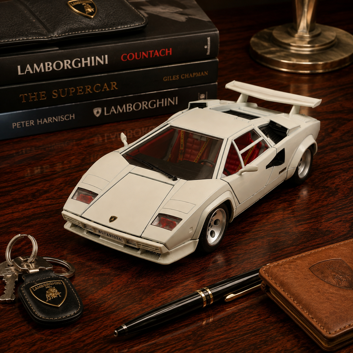 Bburago 1:18 Lamborghini Countach 5000 Quattrovalvole — Made in Italy