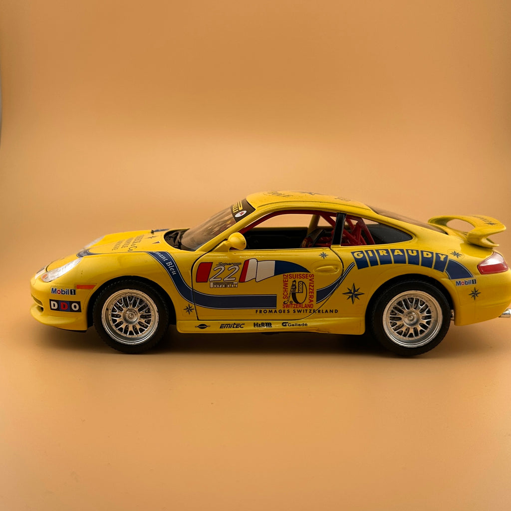 Bburago Porsche 911 996 GT3 Cup #22 Giraudy — 1:18