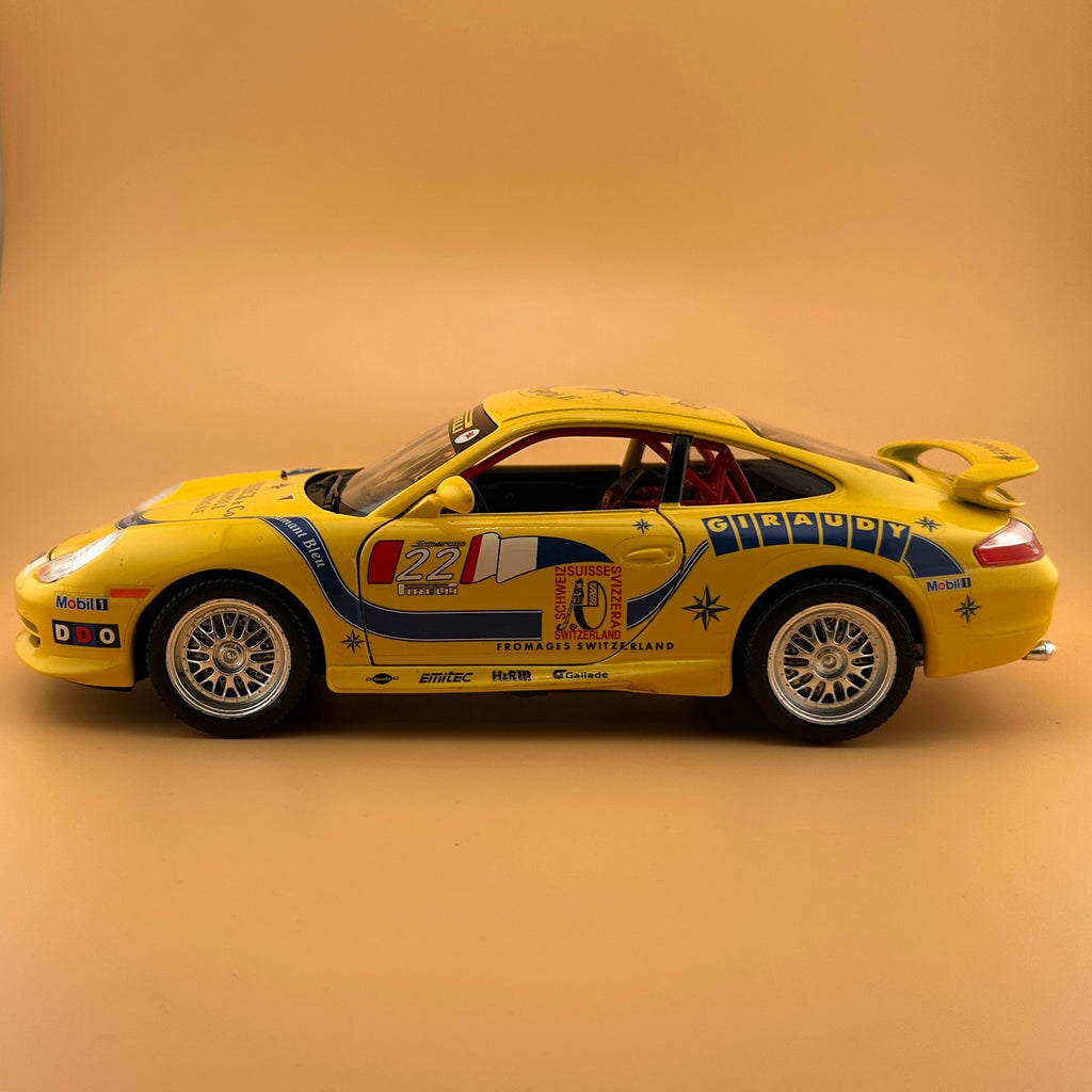 Bburago Porsche 911 996 GT3 Cup #22 Giraudy — 1:18