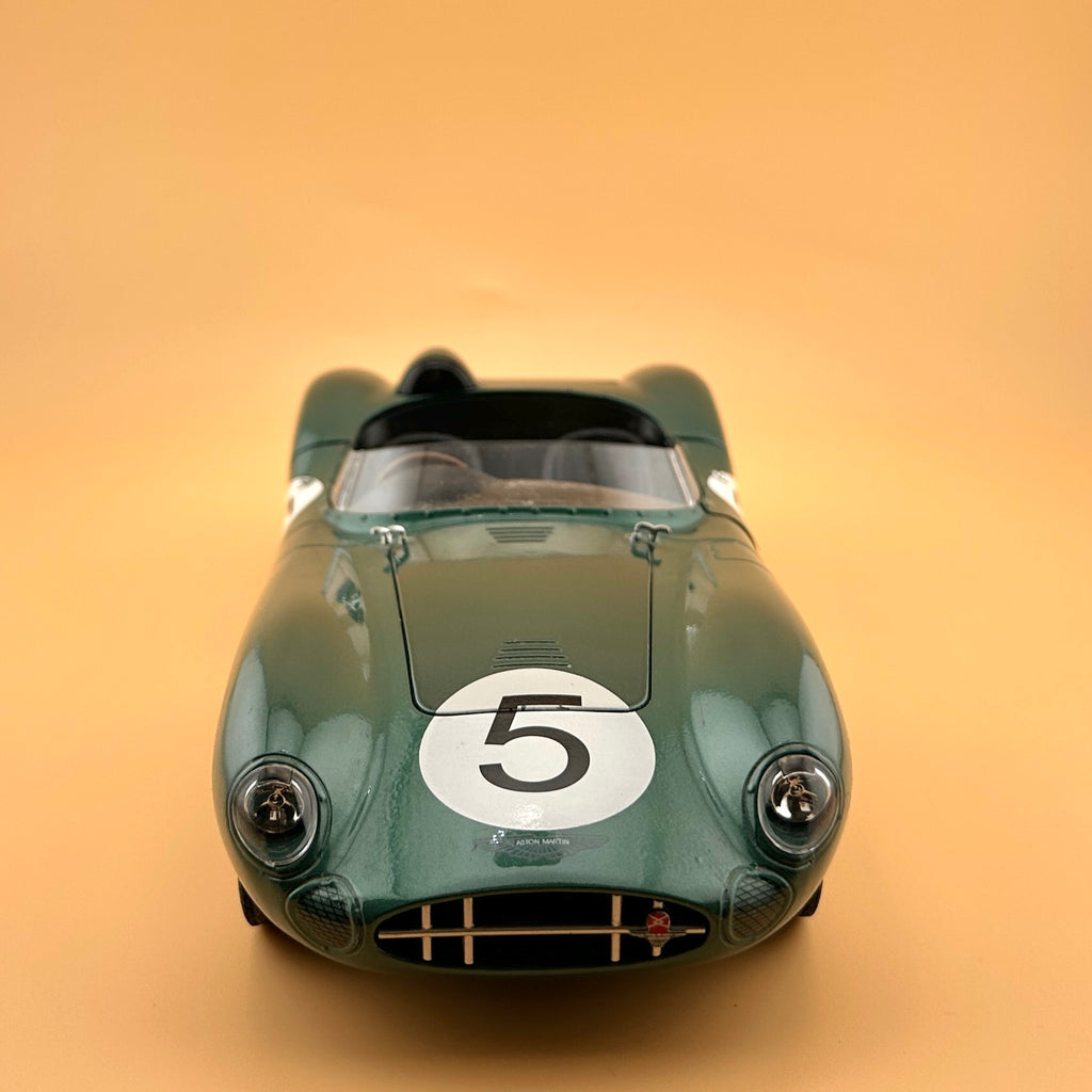 1959 Aston Martin DBR1 #5 1:18 – Shelby Collectibles 50th Anniversary