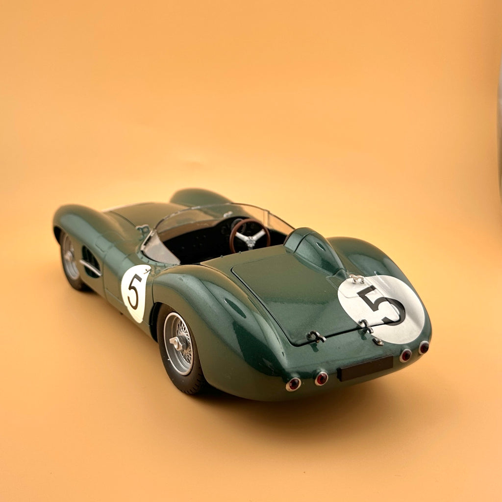 1959 Aston Martin DBR1 #5 1:18 – Shelby Collectibles 50th Anniversary