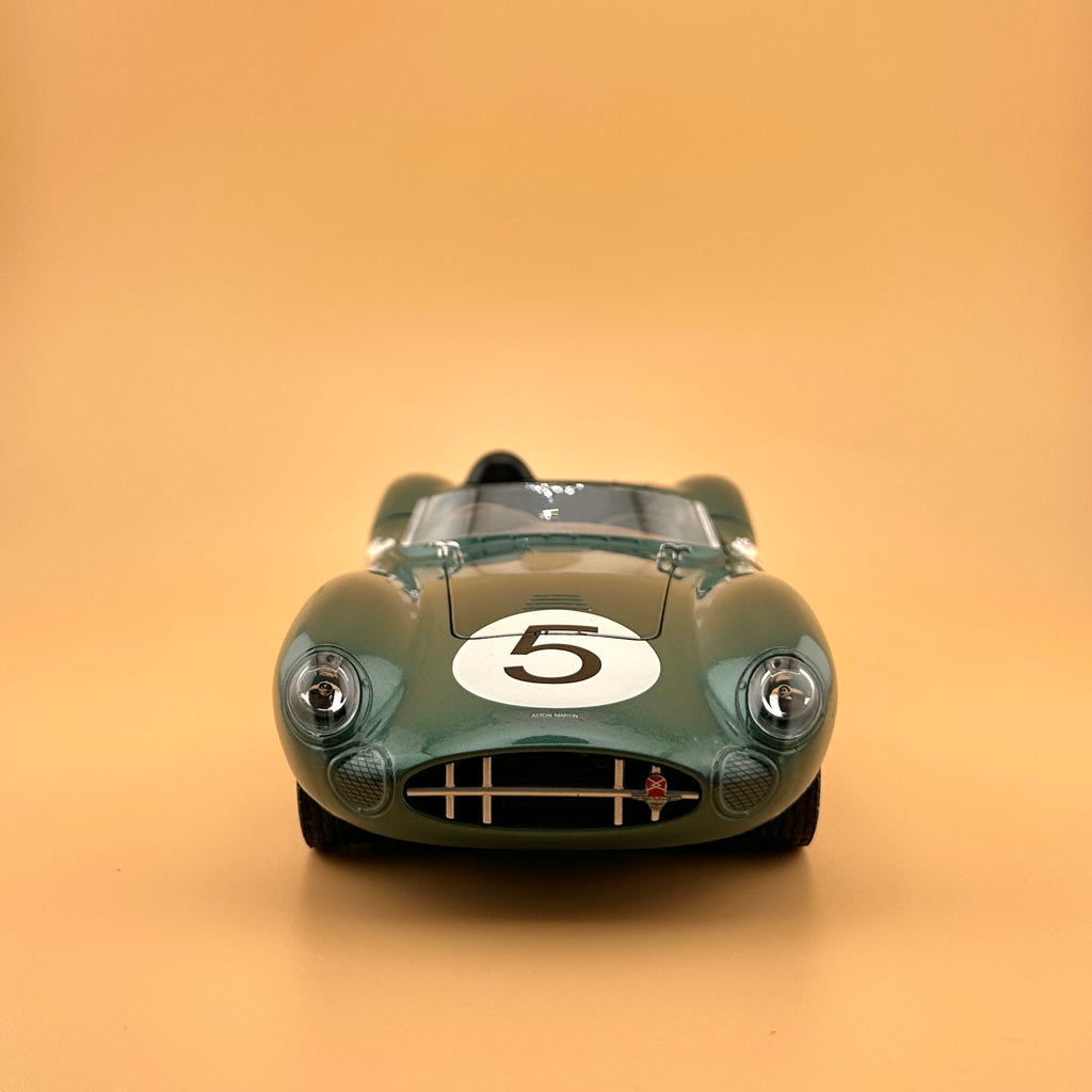1959 Aston Martin DBR1 #5 1:18 – Shelby Collectibles 50th Anniversary