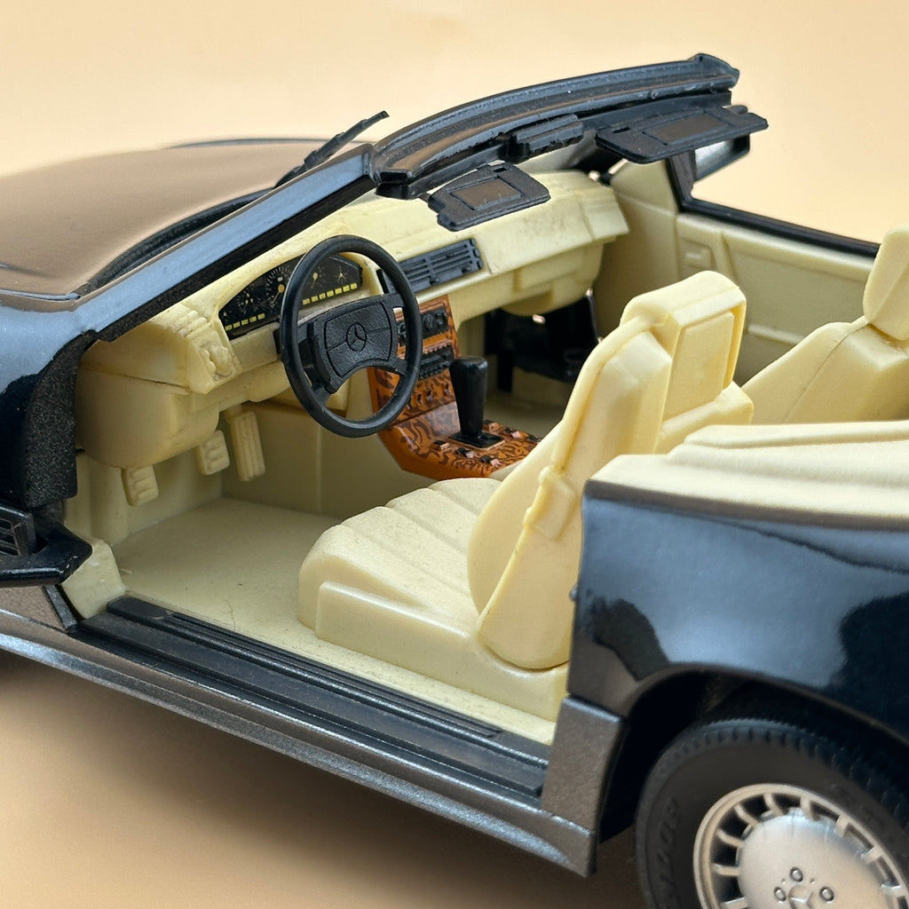 Vintage Maisto Mercedes-Benz 500 SL R129 1:18 – 1989