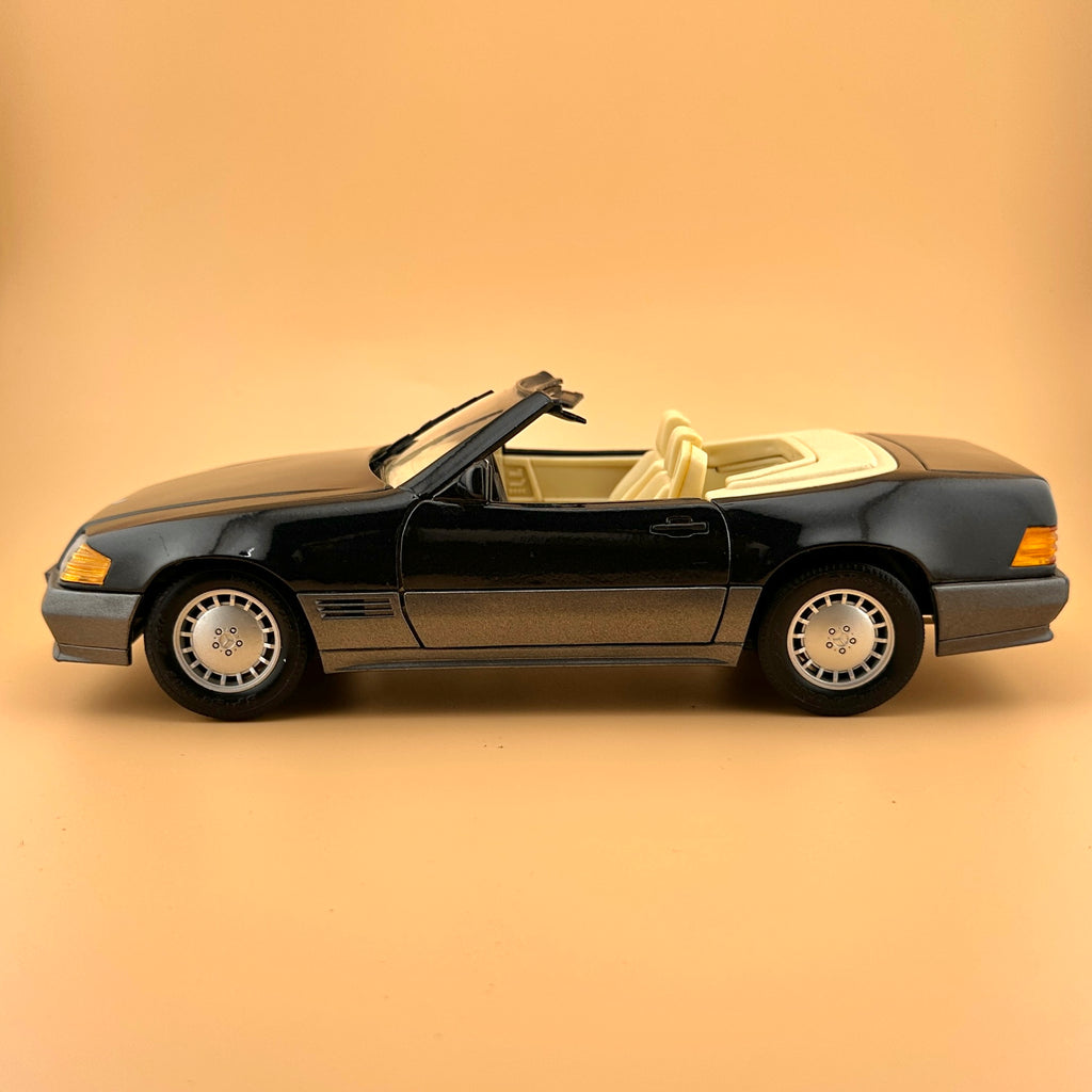 Vintage Maisto Mercedes-Benz 500 SL R129 1:18 – 1989